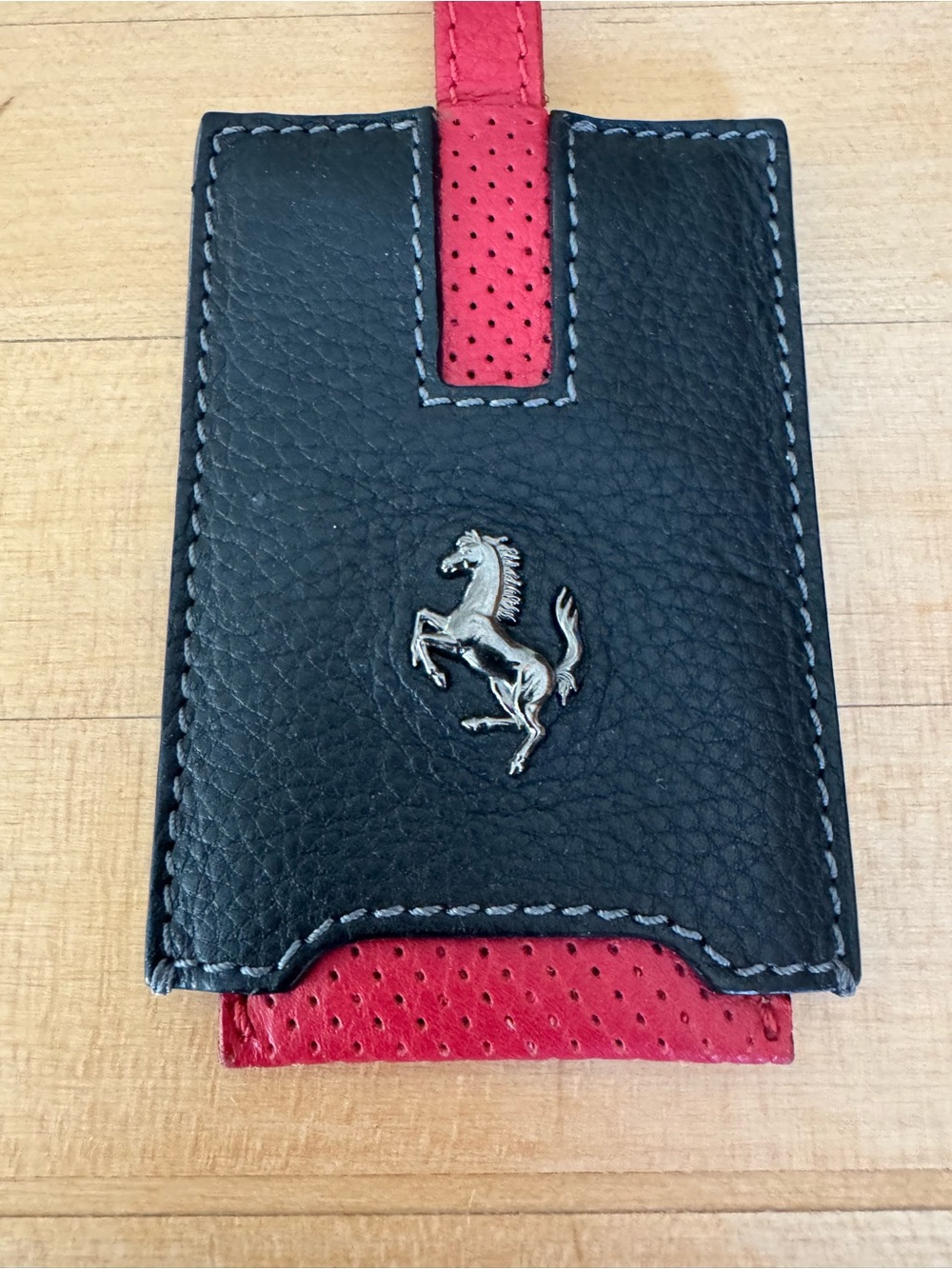 Ferrari Leather luggage tag/Sleeve with Prancing Horse Emblem - Black/Red